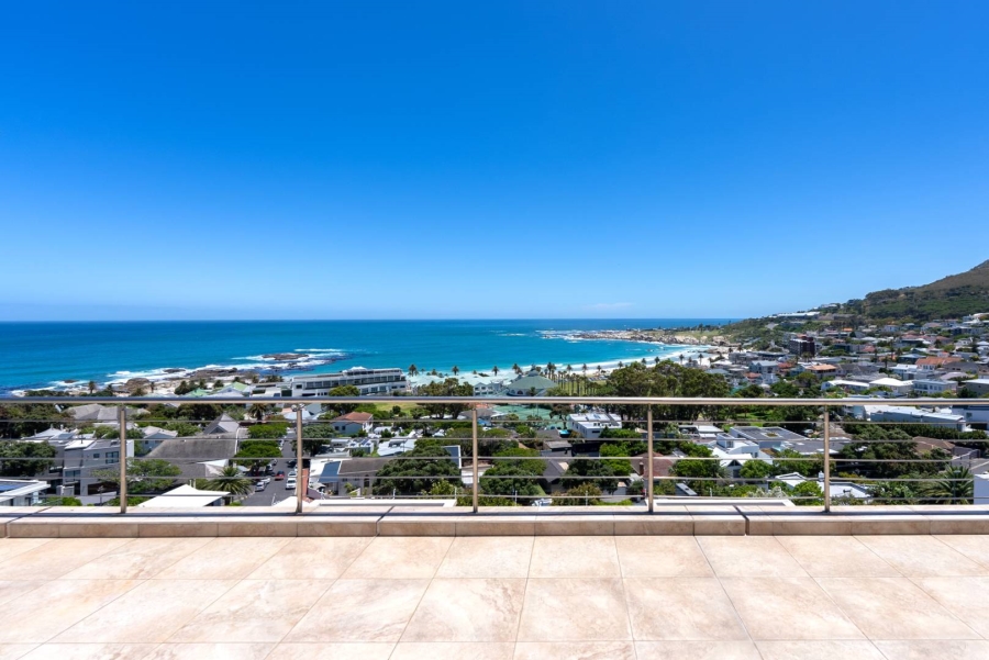 7 Bedroom Property for Sale in Camps Bay Western Cape